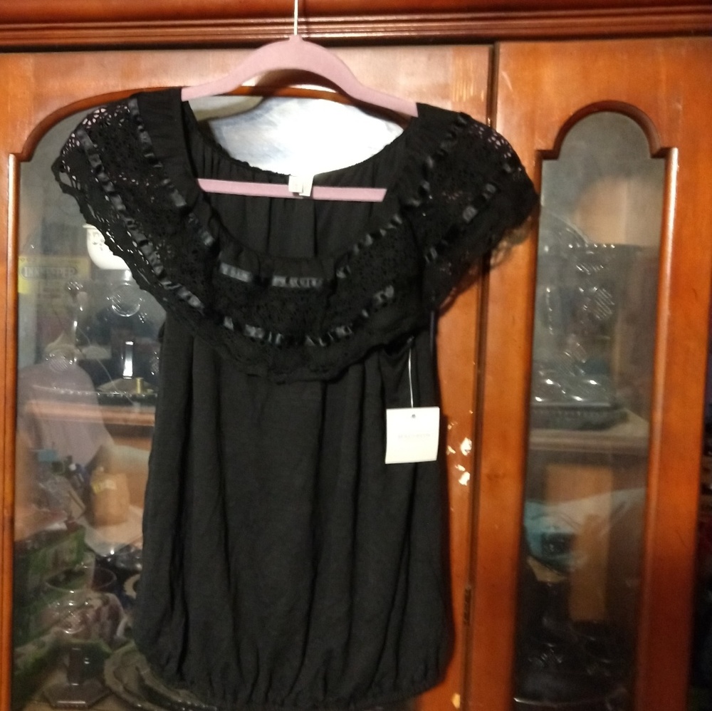 Madison small black sleeveless peasant blouse NWT